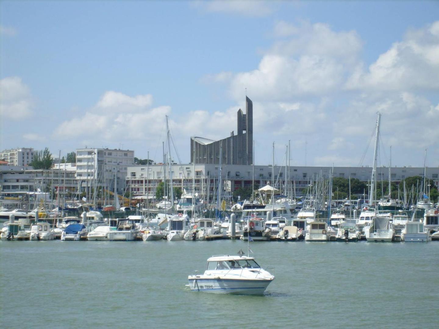 Royan - Appartement Vue Mer - Proximite Plage Et Parking Privatif Exteriér fotografie